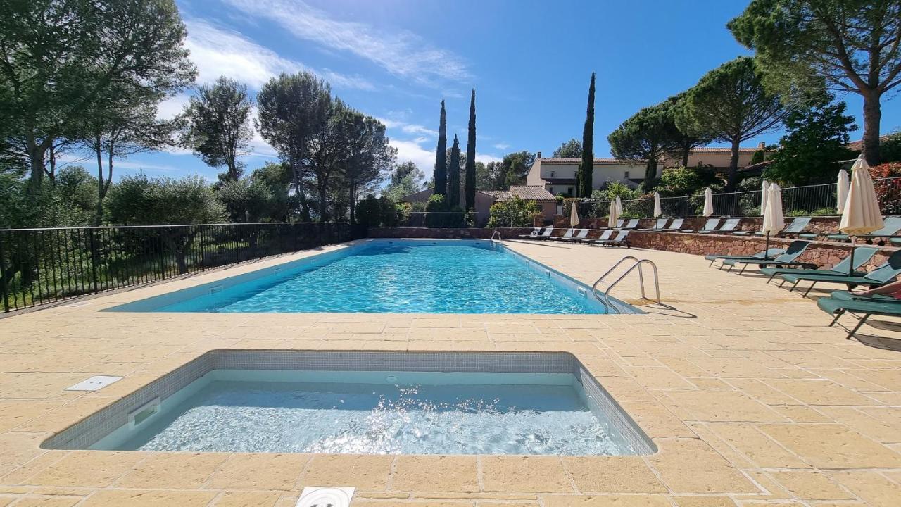 Villa Au Golf De St-Endreol La Motte  Bagian luar foto