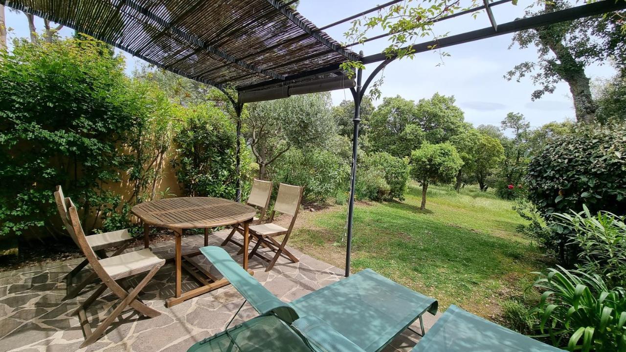 Villa Au Golf De St-Endreol La Motte  Bagian luar foto